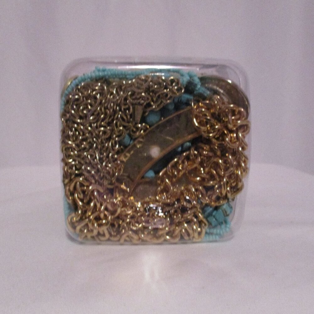 Mystery Jewelry Jar 2.10 LB Lot Necklaces Bracelets Brooches Pendants Chains - Picture 10 of 12